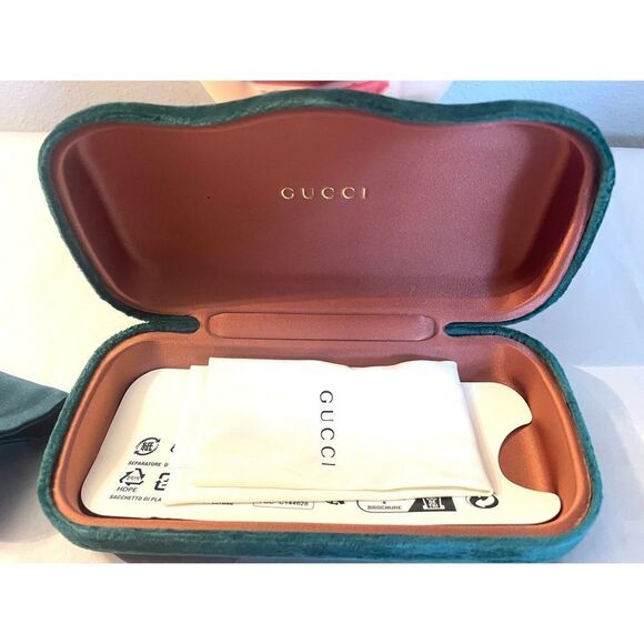 Gucci GG0889S 001 Black Oversized Plastic Woman s Sunglasses NEW